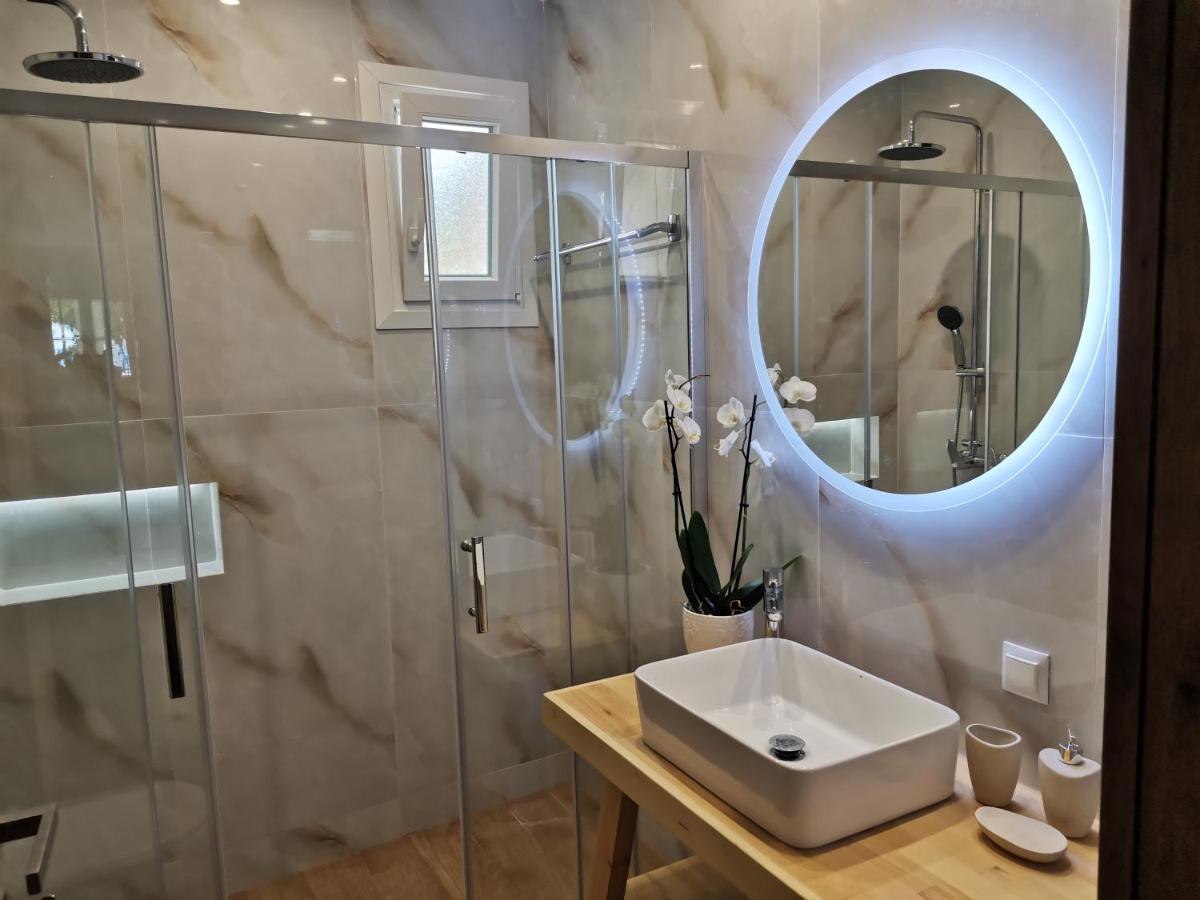 Nely'S Luxury Home Nydri  Zewnętrze zdjęcie